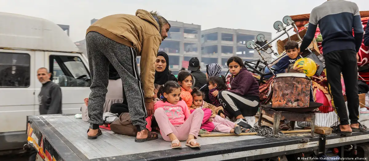 In Gaza suchen Menschen verzweifelt nach sicheren Räumen