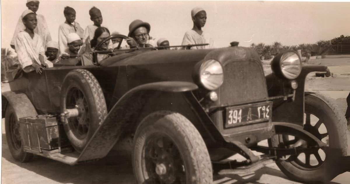 Brigitte Schiffer & Hans Hickmann on the way to Siwa Oasia. Siwa Oasis, Cairo, 1933