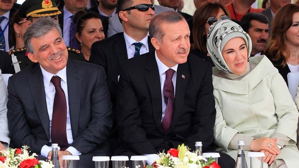 Feier zum Baugebinn der Dritten Brücke in Istanbul mit Gül und Erdogan; Foto: ©MIRA/AFP/Getty Images