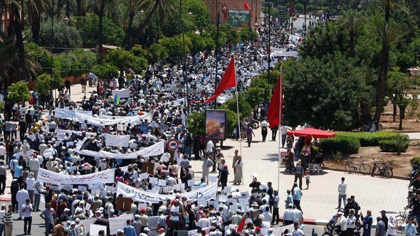 Protests of the M20 in Marrakech (photo: Abdeljalil Bounhar/AP/dapd)