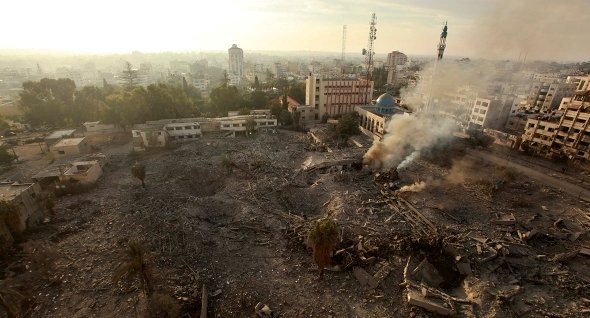 Zerstörte Regierungsgebäude in Gaza-Stadt nach israelischem Angriff, Foto: Reuters