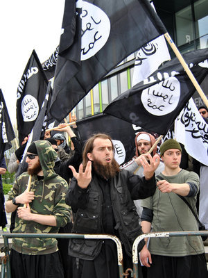 Protest of Muslim fundamentalists in Solingen (photo: dpa)