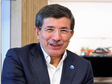 Der türkische Außenminister Ahmet Davutoğlu; Foto: AP