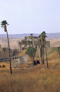 Ruine des Rotenberg-Kraftwerks auf Bakoora; Foto: Claudia Mende