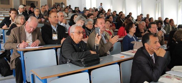 Treffen tunesischer Hochschullehrer und Wissenschaftler während des Weltsozialforums in Tunis; Foto: Martina Sabra