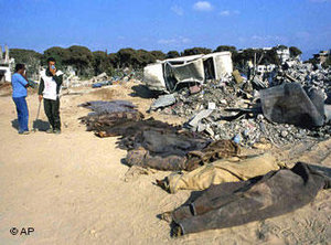 Victims' bodies lie in the grounds of Sabra Refugee Camp, a Palestinian refugee camp near Beirut, 24 September 1982 (photo: AP)