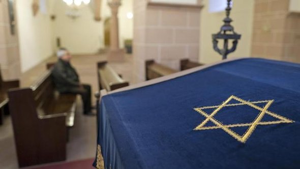 Davidsstern, Synagoge in Worms; Foto: dpa