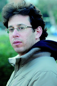 Assaf Gavron (photo: Moti Kikayon)