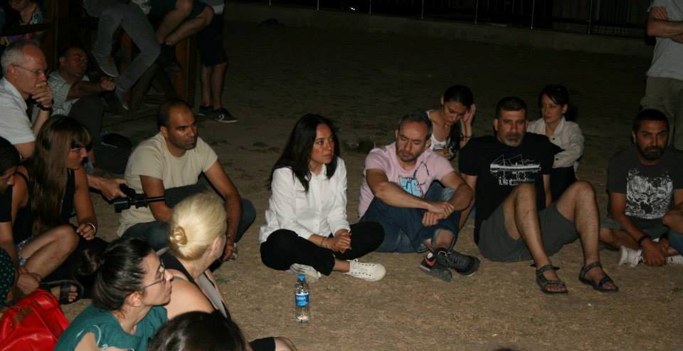 Die Journalistin Banu Güven auf dem Offenen Forum Cehangir Park; Foto: privat