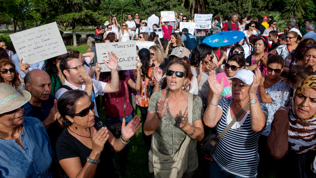 Demonstration tunesischer Frauen gegen Männergewalt in Tunis; Foto: picture alliance/abaca