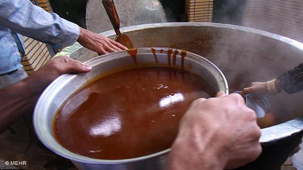 Persische Neujahrsspezialität "Samanu" (Weizenpudding); Foto: © Mehr