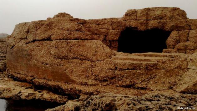 Bunker on Lampedusa dating from World War II (photo: Mamadou Ba)