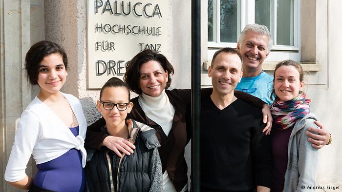 Von links: Yosra, Sheima, Malek Sebaï, Prof. Canciani, Prof. Coehlo und S. de Cussac; Foto: Andreas Siegel