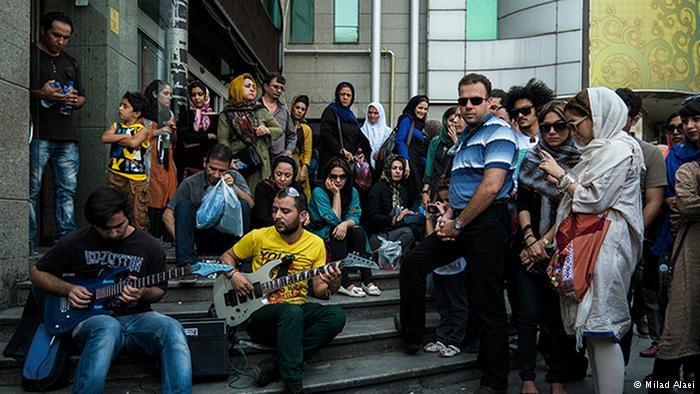 Sunglasses (photo: Milad Alaei)