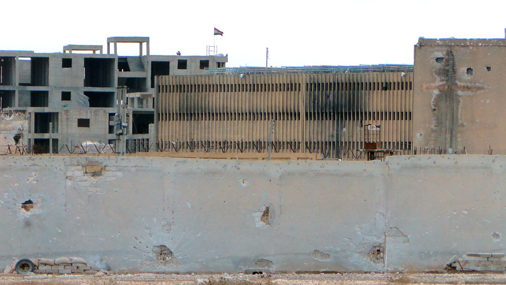 Aleppo central prison (photo: AFP/Getty Images/Z. Al Rifai)