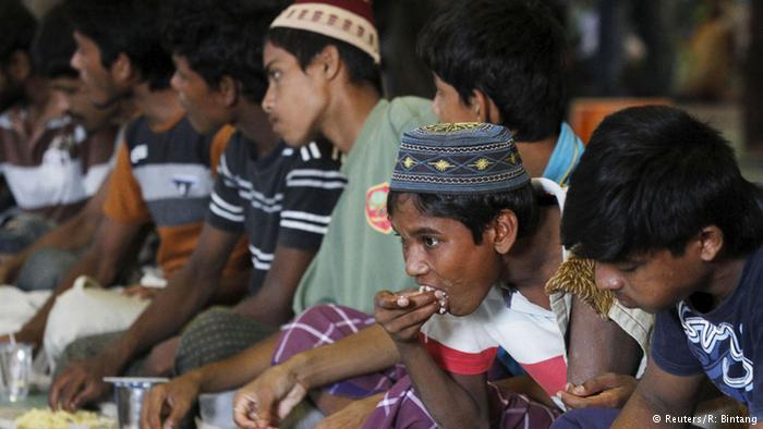 Auf dem Festland. Foto: Reuters: R. Bintang