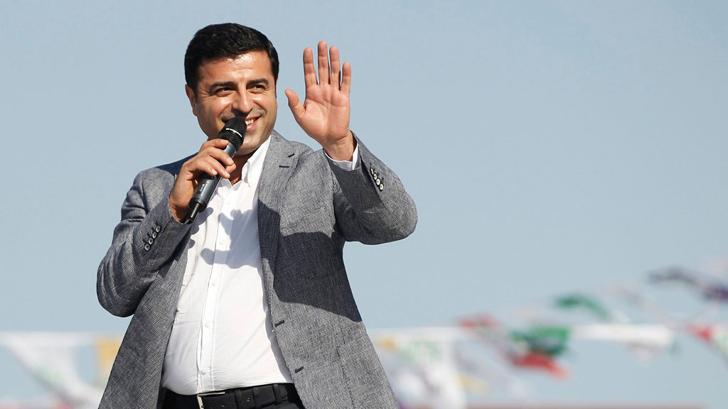 Selahattin Demirtaş; Foto: Picture-Alliance/DPA/U. Yunus Tosun