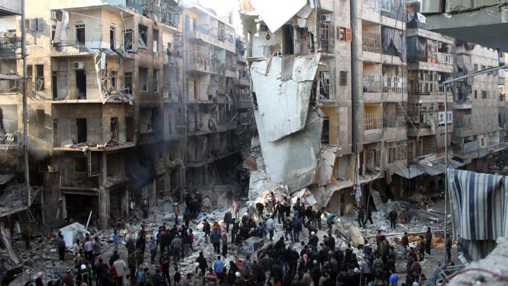 A destroyed building in a residential district of Aleppo (photo: Mohammed Al Khatieb/AFP/Getty Images)