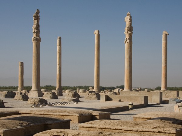 Persepolis war die Hauptstadt des antiken Perserreichs unter den Achämeniden; Foto: picture-alliance/dpa/Boris Roessler