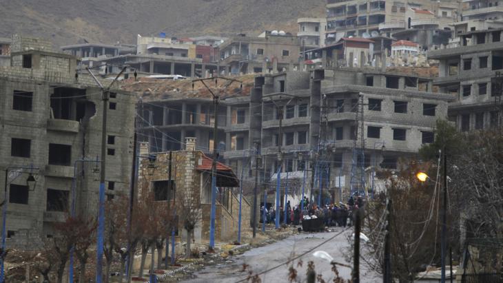 The besieged Syrian town of Madaya (photo: Reuters/O. Sanadiki)