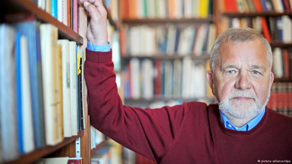 Der Schriftsteller und Literaturwissenschaftler Rüdiger Safranski. Foto: dpa