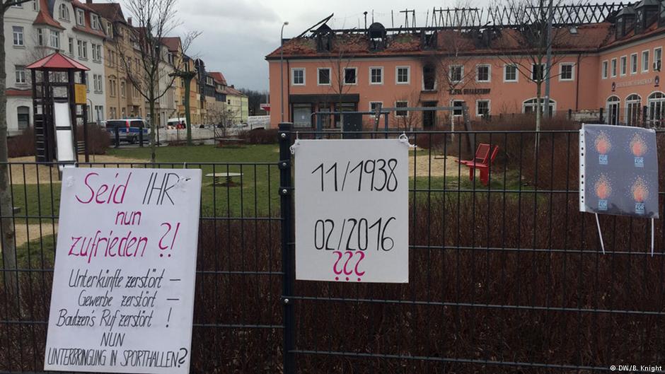 Arson attack on the planned Husarenhof refugee facility in Bautzen, Germany, February 2016 (photo: DW/B. Knight)