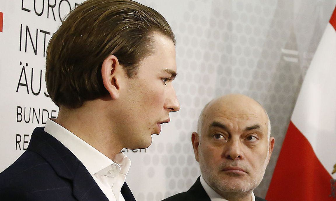 Ednan Aslan (r.) mit Österreichs Außenminister Sebastian Kurz bei einer Pressekonferenz; Foto: Bild: Österreichisches Außenministerium/Dragan Tatic