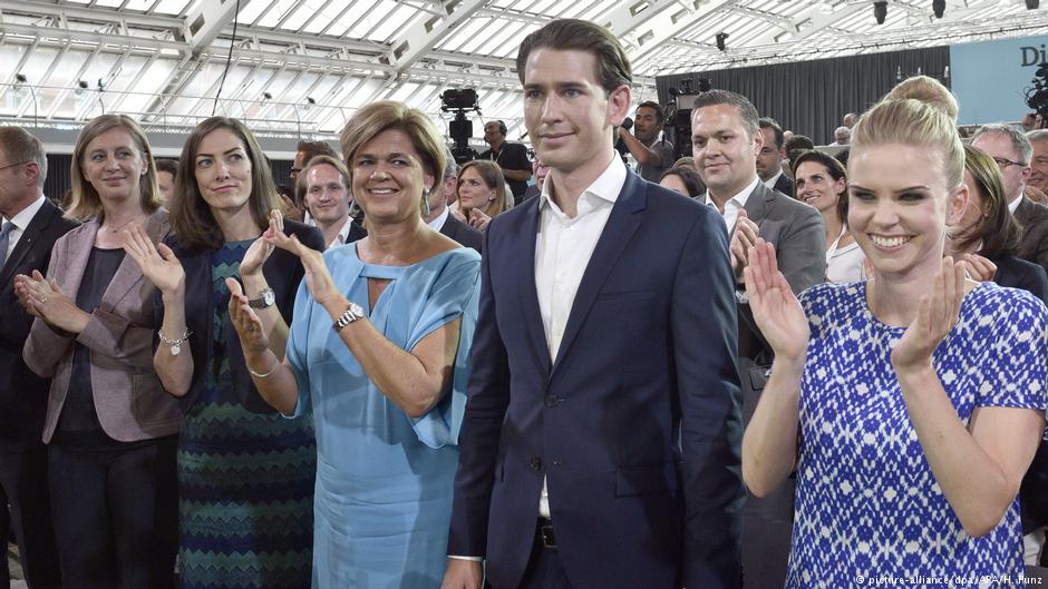 Sebastian Kurz auf dem Parteitag der ÖVP in Linz; Foto: picture-alliance/dpa