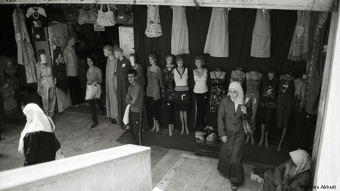 Shoppers in Al-Salt (photo: Fatima Abbadi)