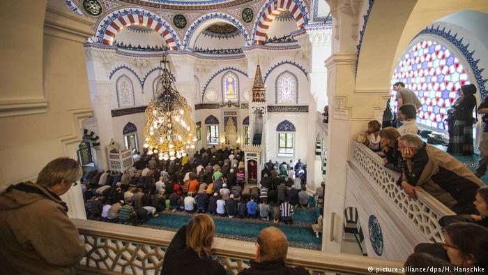 Mosque Open Day in Berlin