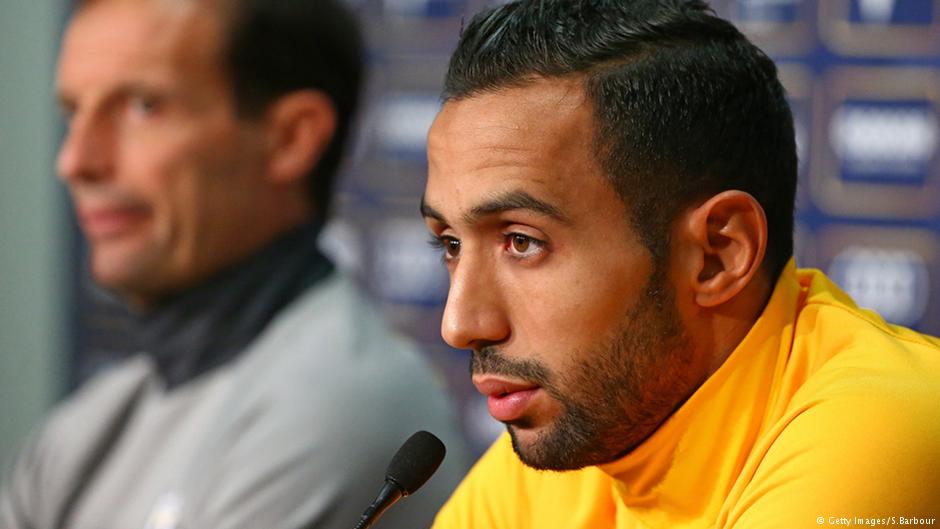 Mehdi Benatia von Juventus Turin bei einer PK; Foto: Getty Images/S.Barbour