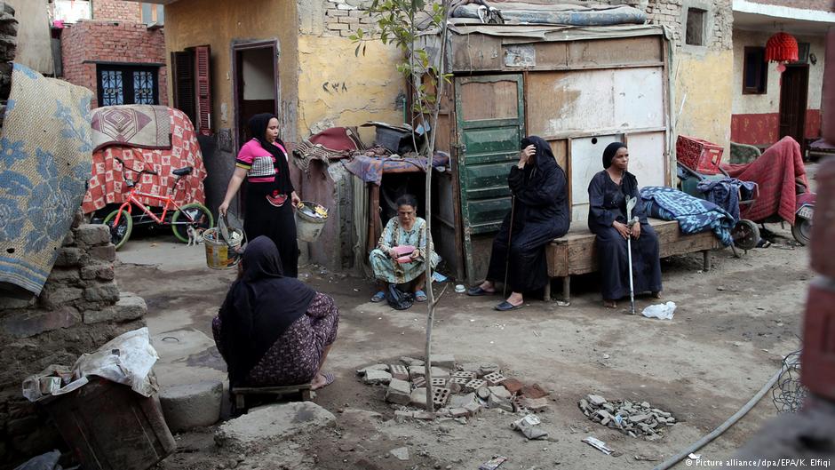 بنية مصر التحيتية - زيادة المصريين مليون نسمة كل 9 أشهر - نظرة ثاقبة على عشوائيات مصر ومساكن القاهرة.