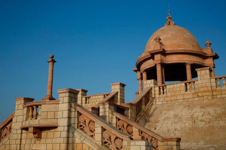 From Raj to architectural riches – crumbling colonial splendour in Karachi (photo: Reuters)