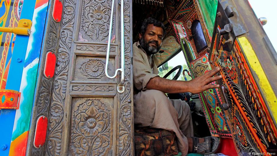 "Keep on trucking": Art on the move in Pakistan; Foto: Caren Firouz/Reuters