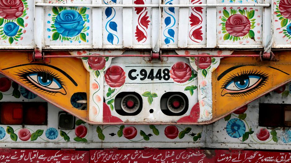 "Keep on trucking": Art on the move in Pakistan; Foto: Caren Firouz/Reuters