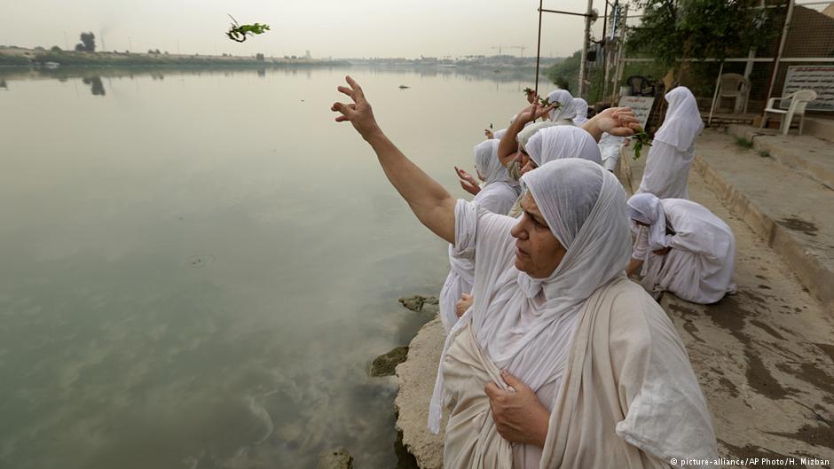 (photo: picture-alliance/AP Photo/H. Mizban)