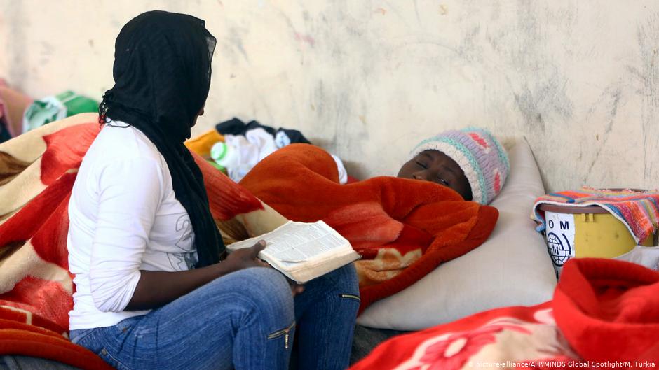 Picture symbolising migrants stuck in a camp (picture-alliance/AFP/MINDS Global Spotlight/M. Turkia)