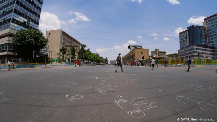 A street emptied of cars (photo: DW/Maria Gerth-Niculescu)