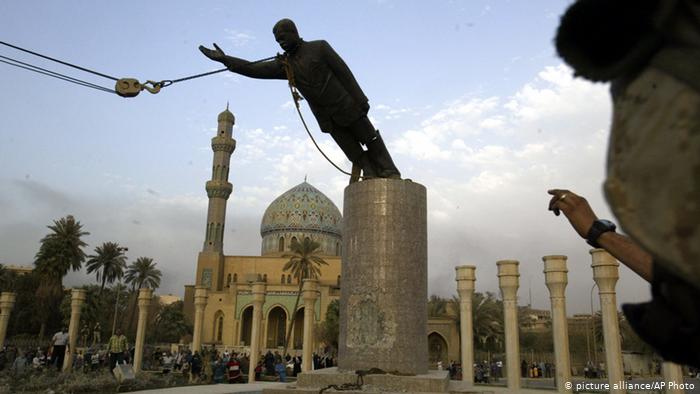 علاقة العراق وإيران - من زمن صفوي عثماني إلى الشاه وصدام والخميني حتى المالكي والعبادي - بما في ذلك من خلاف المرجعيات الشيعية العراقية والإيرانية حول مبدأ ولاية الفقيه