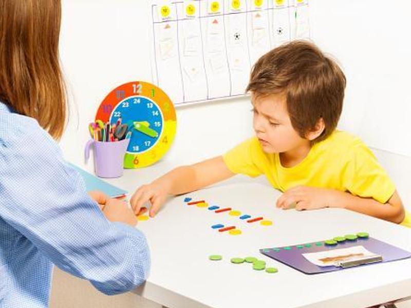 A child taking part in the Habaybna language training programme