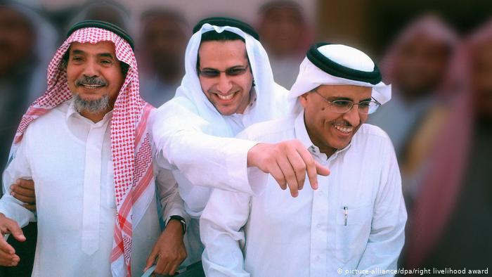 Right Livelihood prizewinners Abdullah al-Hamid, Walid Abu al-Chair and Mohammed Fahad al-Kahtani (photo: picture-alliance/dpa/Right Livelihood Award)