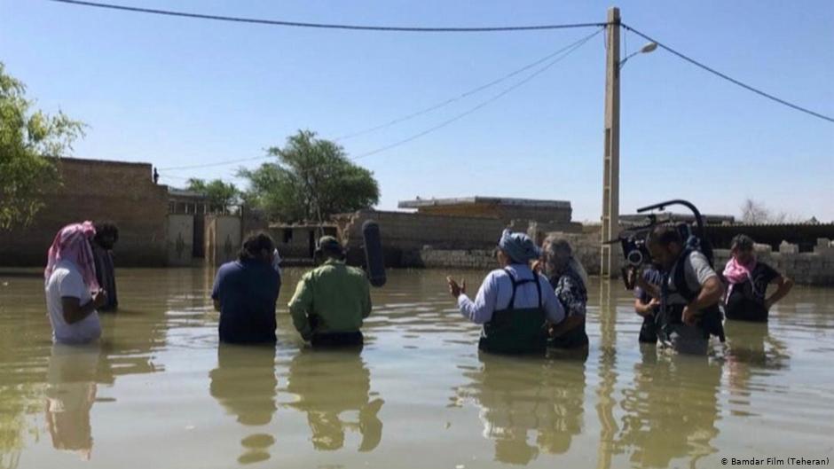 Dreh des Films "Bandar Band" im Hochwasser; Foto: Bamdar Film (Tehran)