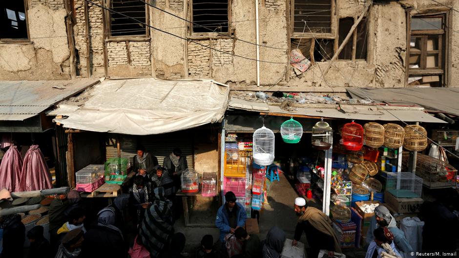 Afghanische Männer auf dem Vogelmarkt Ka Faroshi in Kabul, Afghanistan. Foto: REUTERS/Mohammad Ismail