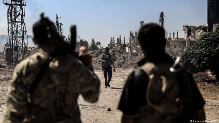 Fighters belonging to Jaish al-Islam in Douma (photo: Sameer Al-Doumy/AFP)