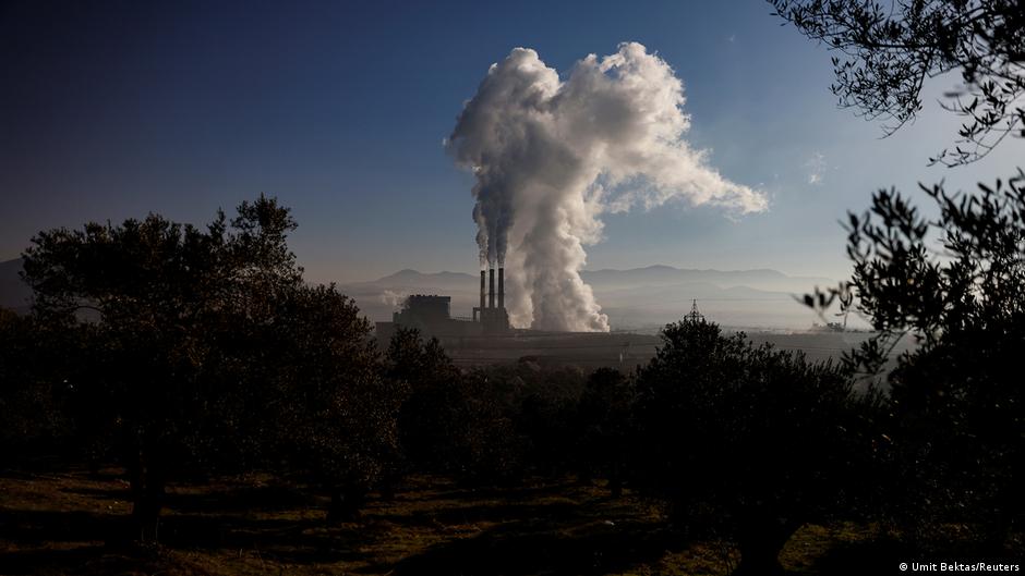 (photo: Umit Bektas/Reuters)