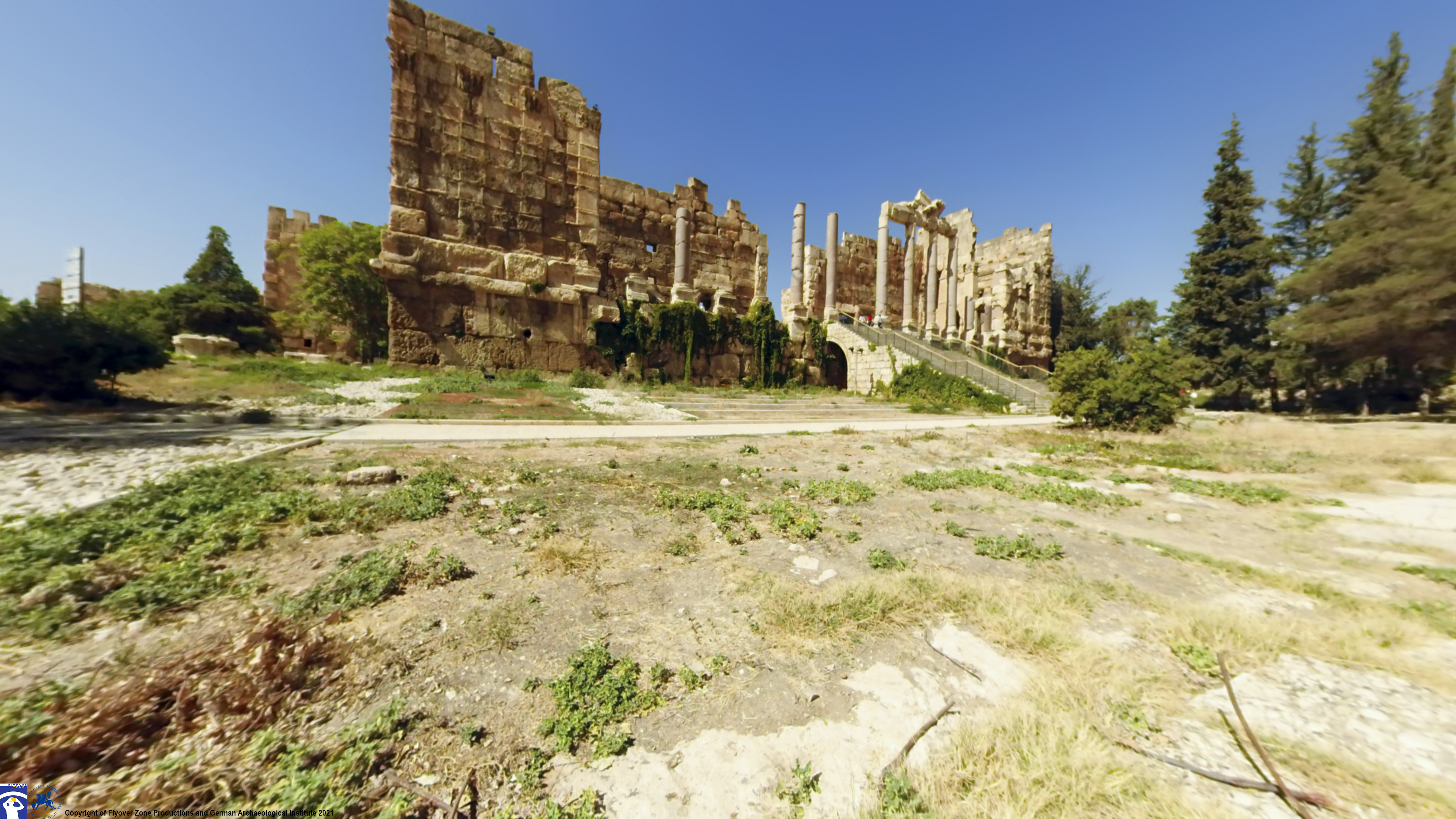 The Propylaea of the Temple of Jupiter at Baalbek (photo: Flyover Zone; © Flyover Zone and German Archaeological Institute)