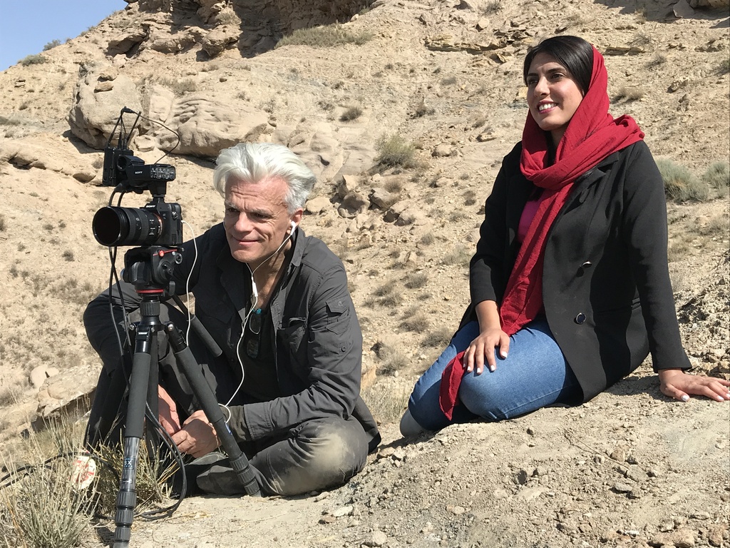 Iranian ethnomusicologist Yalda Yazdani and director of the Zeitgenössische Oper Berlin, Andreas Rochholl, in Kabul (photo: Zeitgenössische Oper Berlin)