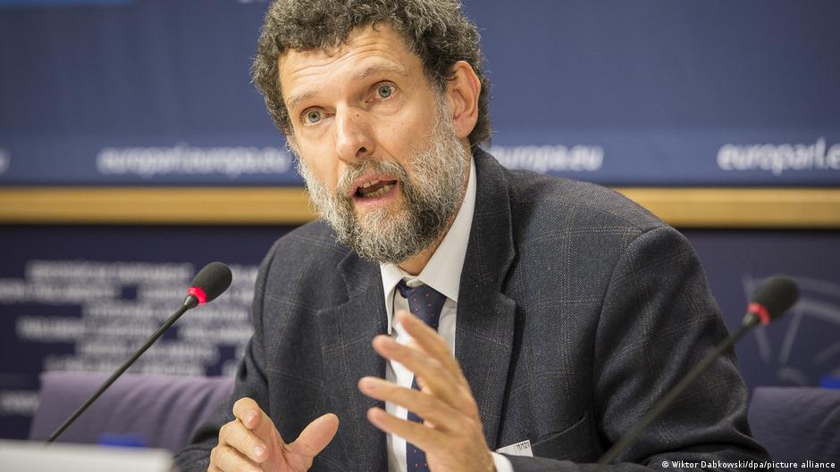 Osman Kavala will zukünftig nicht mehr persönlich an den Prozessen gegen ihn teilnehmen (Archivbild). (Foto: Wiktor Dabkowski/dpa/picture alliance)