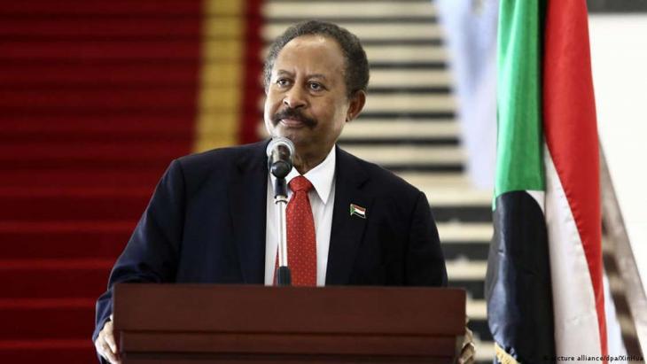 Prime Minister Abdullah Hamdok speaking at a press conference before the coup (photo: picture alliance/dpa/Xin Hua)