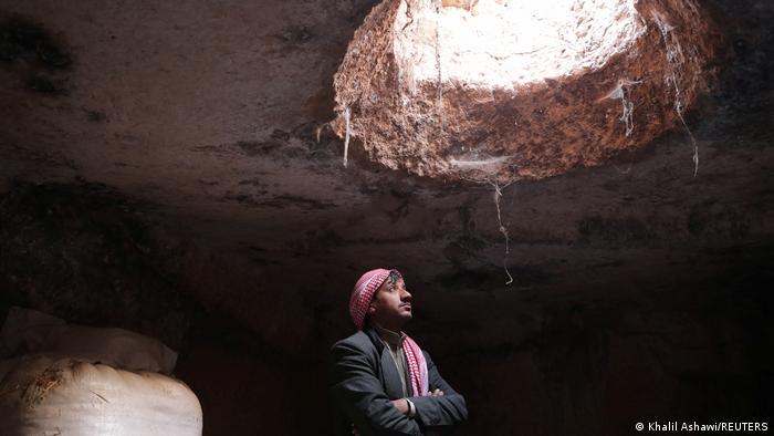 UNESCO refugee camp, Babisqa, Syria (photo: Khalil Ashawi/Reuters)